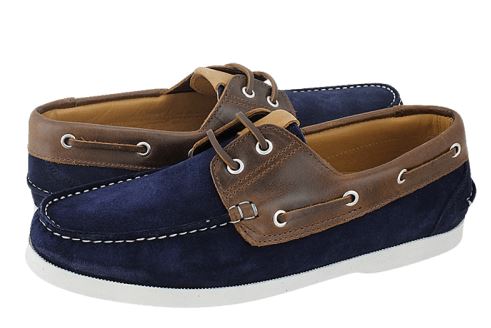 mple navy-kafe boat shoes