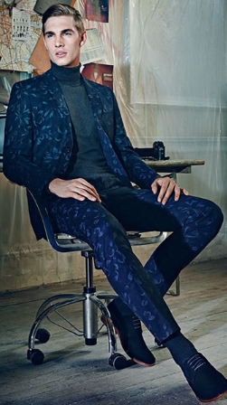 shoes-and-patterned-suit