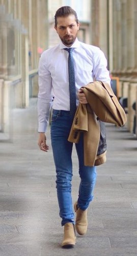 σουέντ μπεζ chelsea μπότες με smart-casual outfit