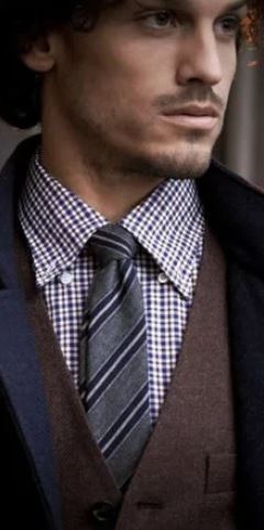 καρό πουκάμισο γκρι γραβάτα