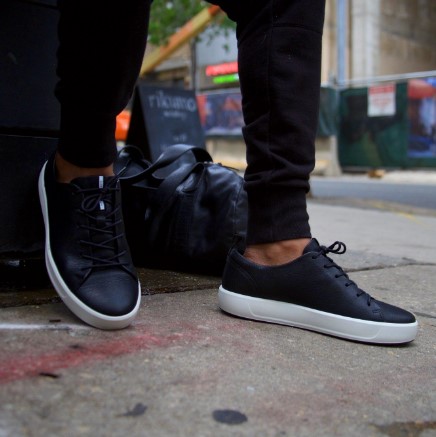 μαύρα αντρικά παπούτσια