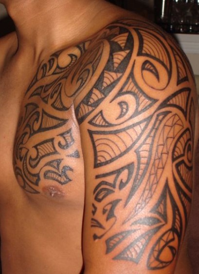  Celtic tattoo στον ώμο