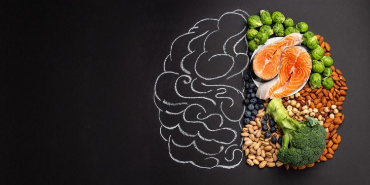 τροφές που βοηθούν τον εγκέφαλο