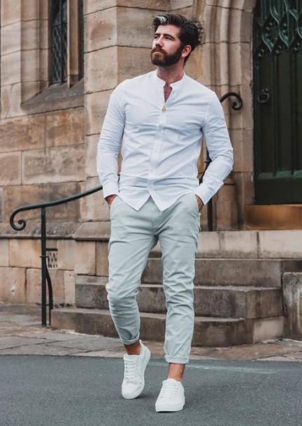 λευκό πουκάμισο γκρι παντελόνι δείχνεις πιο μυώδης
