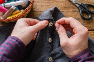φροντίδα των ρούχων ράψιμο κουμπιού