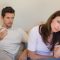 ζευγάρι συζητάει στεναχωρημένο Tips αν θέλεις να χωρίσεις